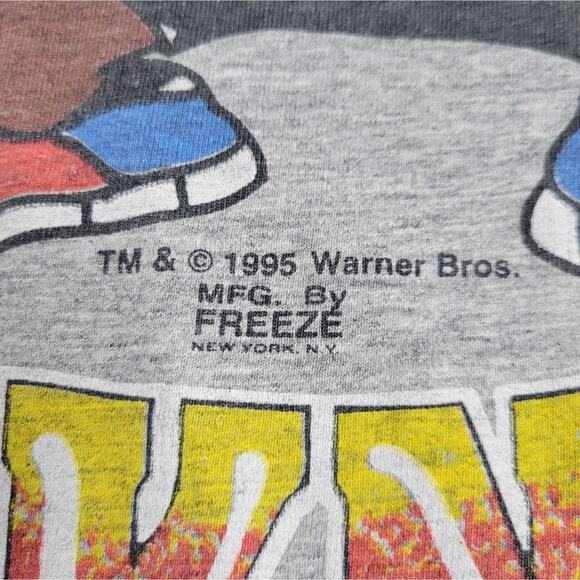 Vintage 1995 TAZ Looney Tunes Basketball - Go 4 What Ya Know - Shirt, 21x28.5 - Picture 3 of 6